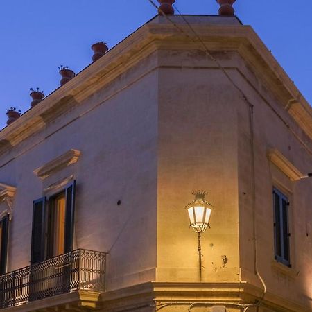Palazzo Acquaviva - Il Giardino Sospeso Lecce Exterior foto