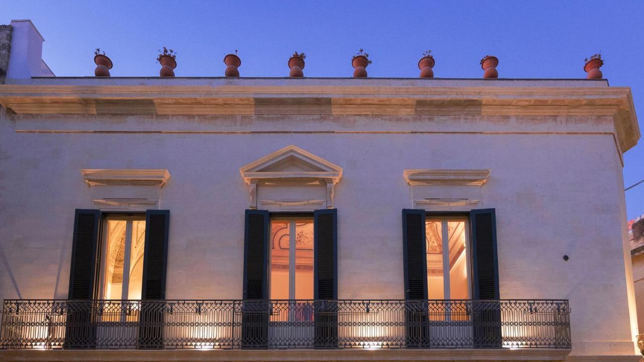 Palazzo Acquaviva - Il Giardino Sospeso Lecce Exterior foto